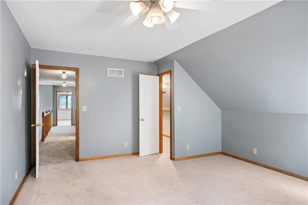 1720 Paddock Drive — photo 27