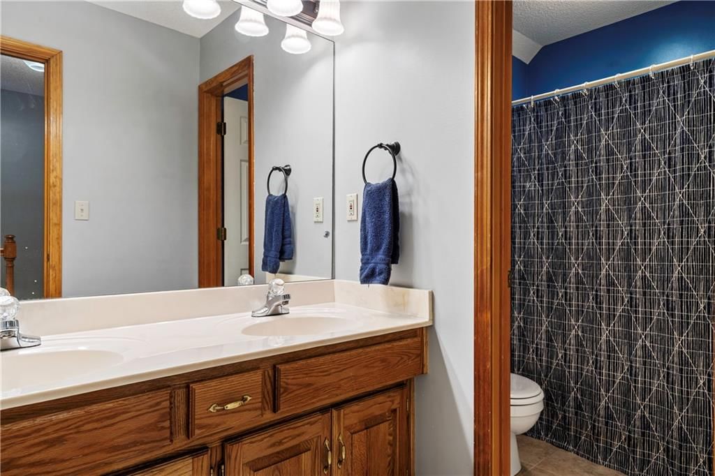 1720 Paddock Drive — photo 30