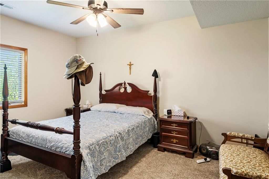 1720 Paddock Drive — photo 31