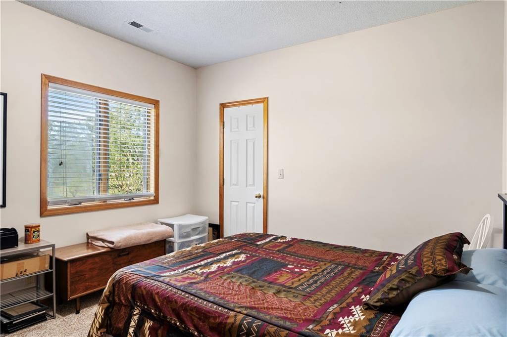 1720 Paddock Drive — photo 32