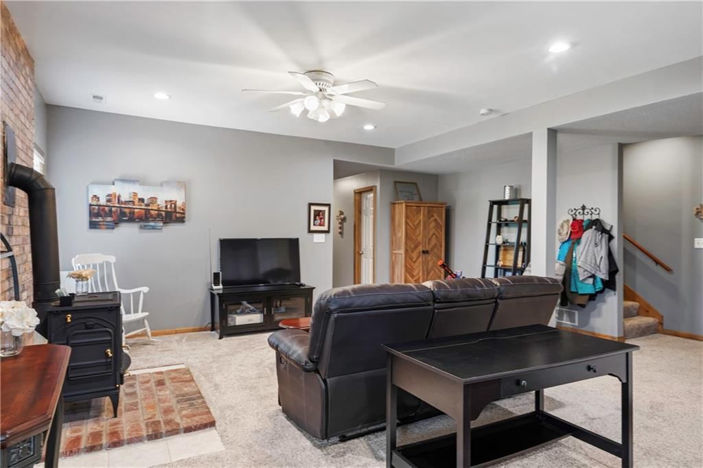 1720 Paddock Drive — photo 36