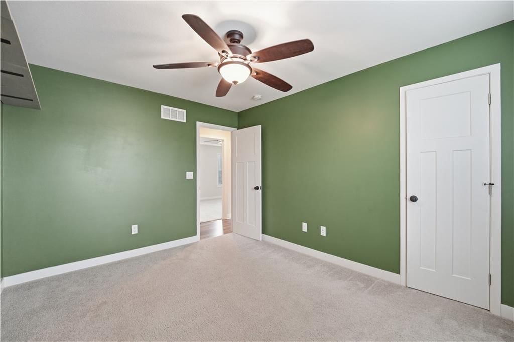 22100 Crystal Avenue — photo 13