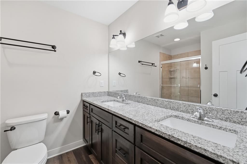 22100 Crystal Avenue — photo 16