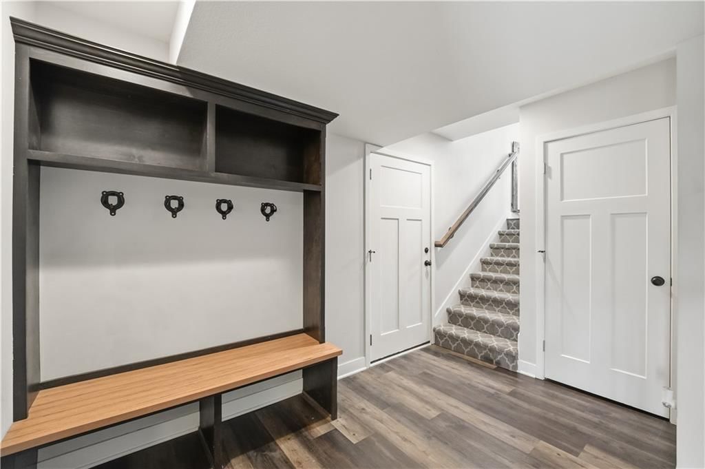 22100 Crystal Avenue — photo 17