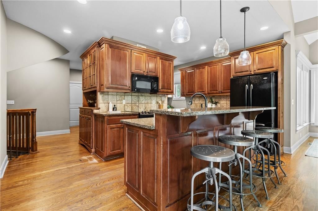13244 Falmouth Street — photo 17