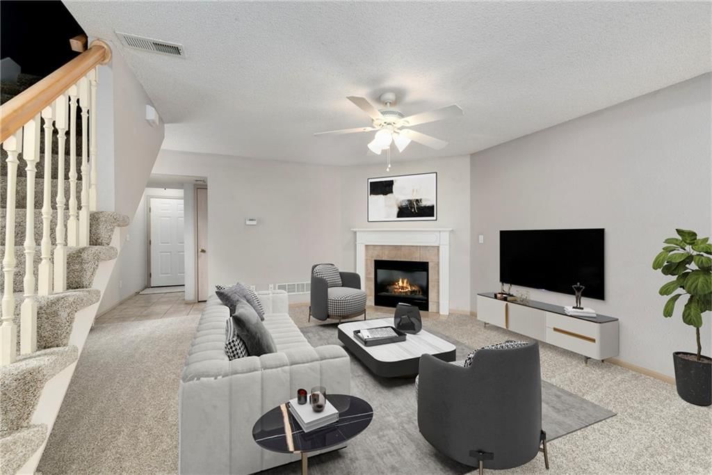 1327 SE Broadway Circle — photo 6
