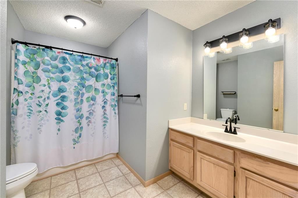 1327 SE Broadway Circle — photo 18