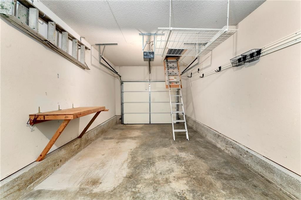 1327 SE Broadway Circle — photo 25