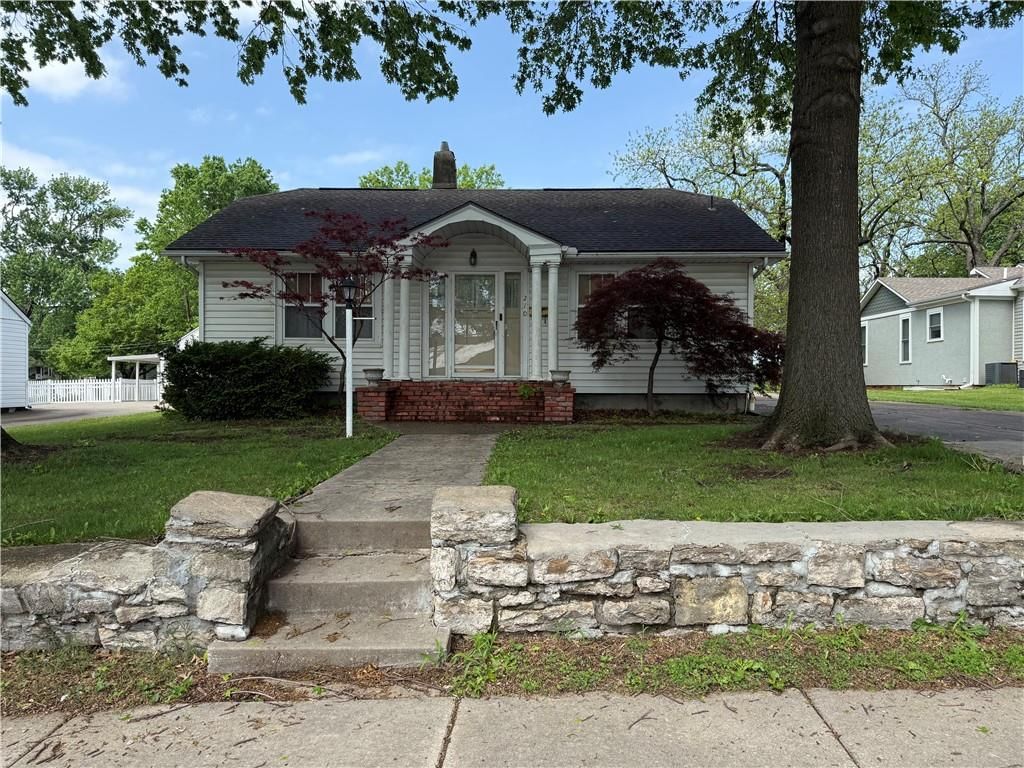 210 S Scott Avenue — photo 21