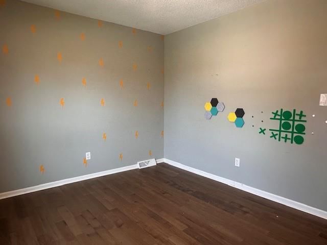 504 NE Stonewall Drive — photo 13