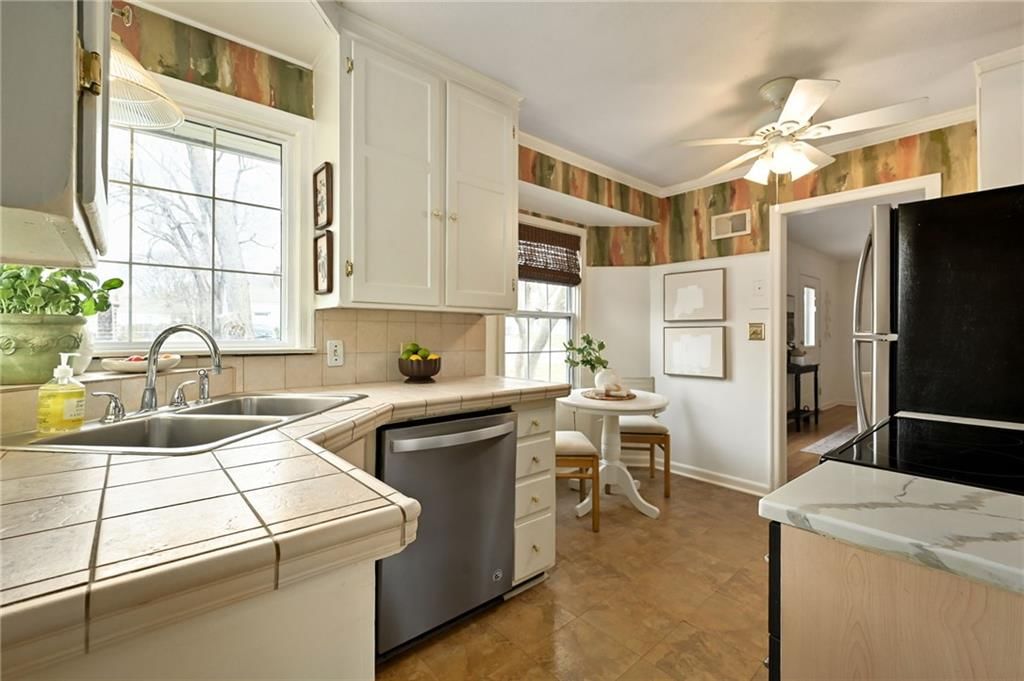 5005 Sycamore Drive — photo 10