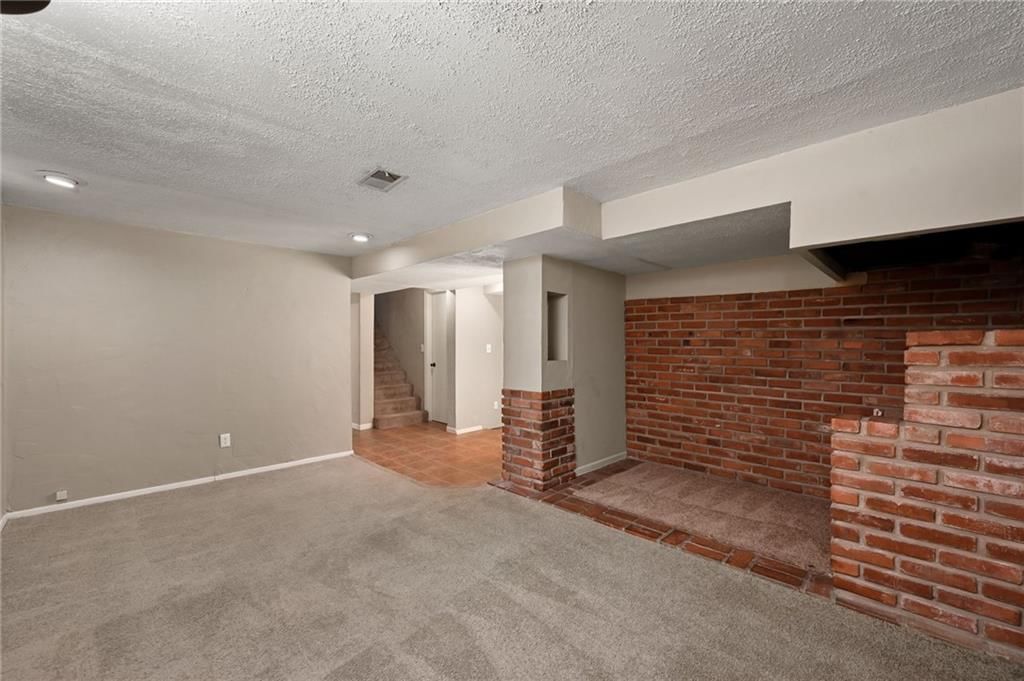 5005 Sycamore Drive — photo 18