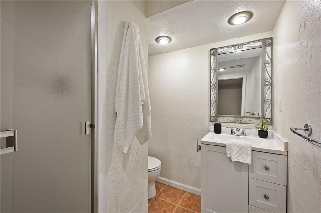 5005 Sycamore Drive — photo 22