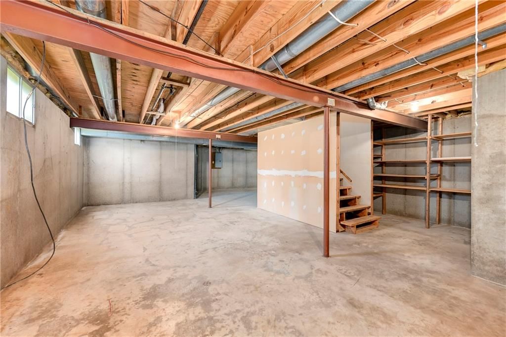 917 NW Winterset Street — photo 42