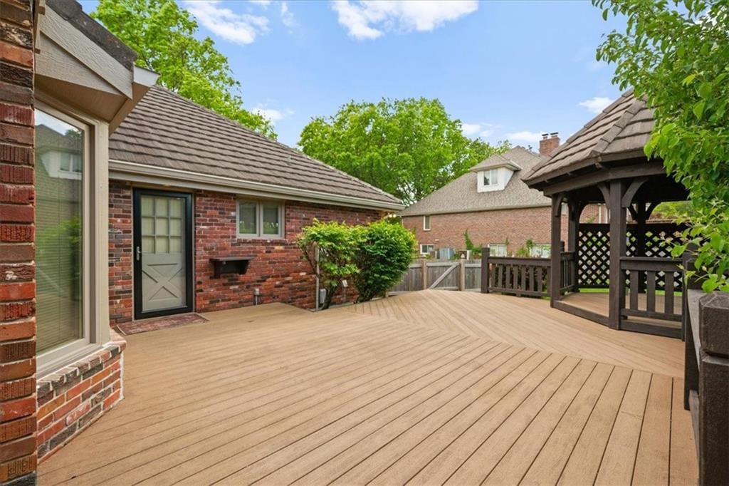 3600 W 119th Terrace — photo 40