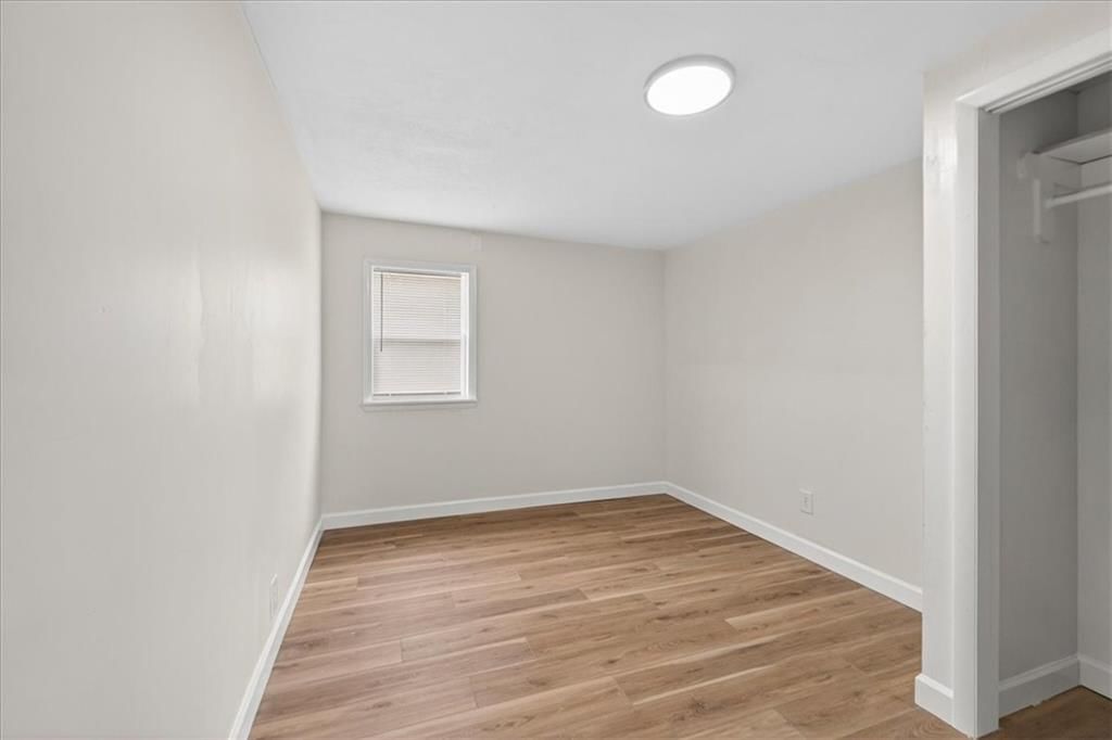 506 E 1st Street — photo 25