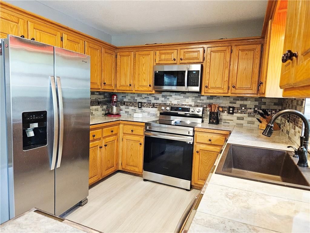 8638 Greenwood Lane — photo 12