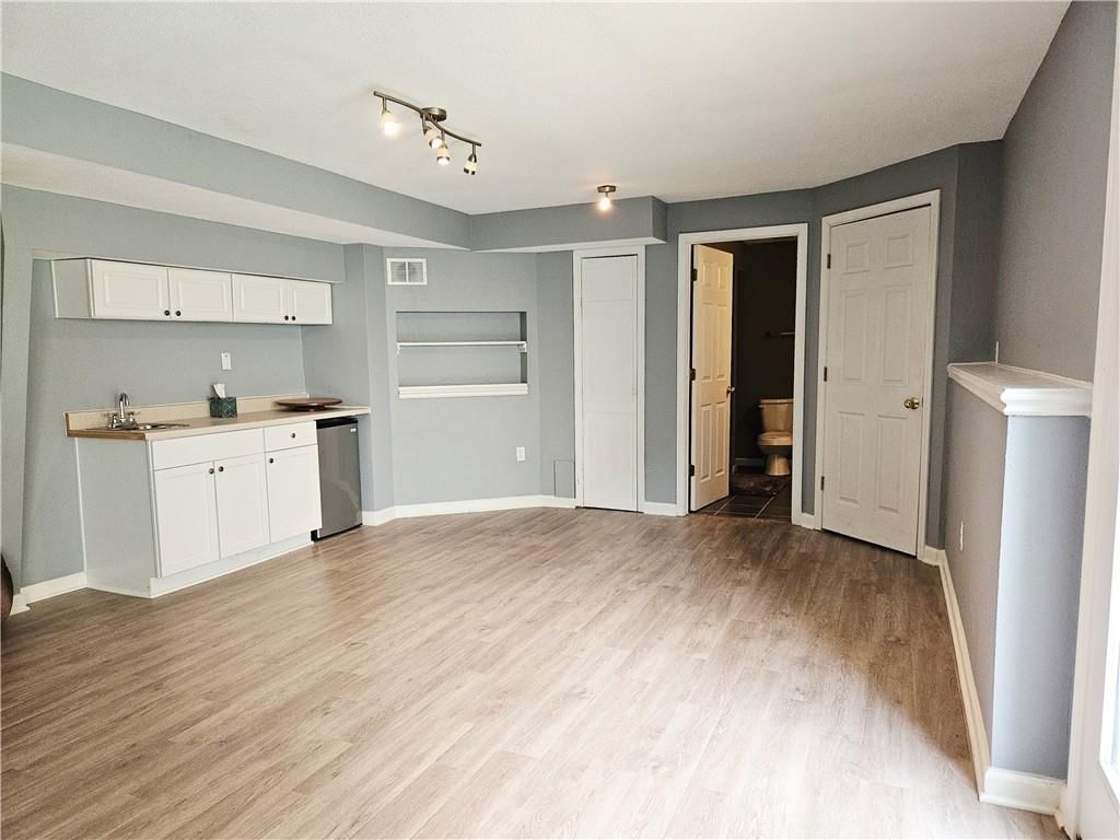 8638 Greenwood Lane — photo 28