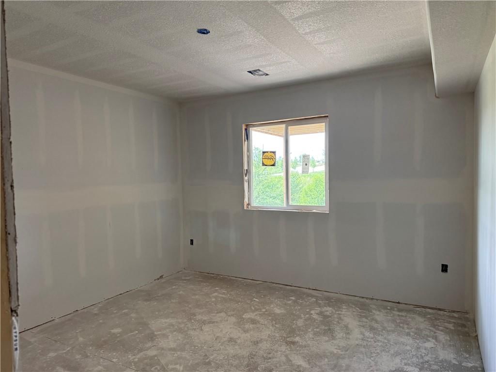 7918 Round Prairie Street — photo 29