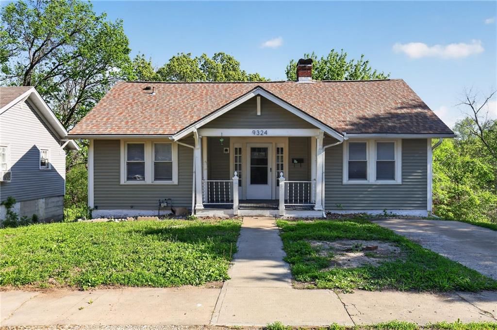 9324 E 15th Street — photo 1