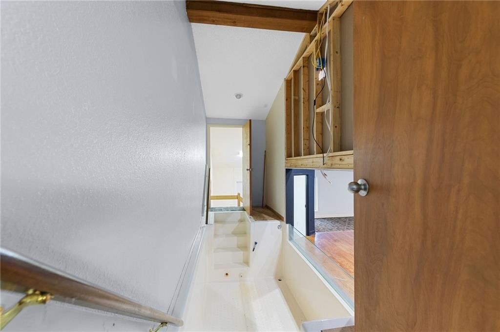12320 Parallel Parkway — photo 28