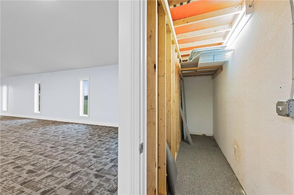 12320 Parallel Parkway — photo 31