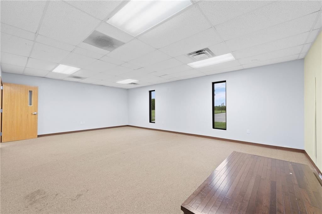 12320 Parallel Parkway — photo 56