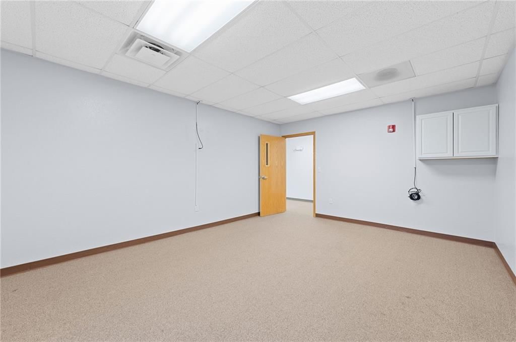 12320 Parallel Parkway — photo 68