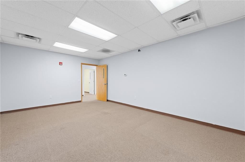12320 Parallel Parkway — photo 72