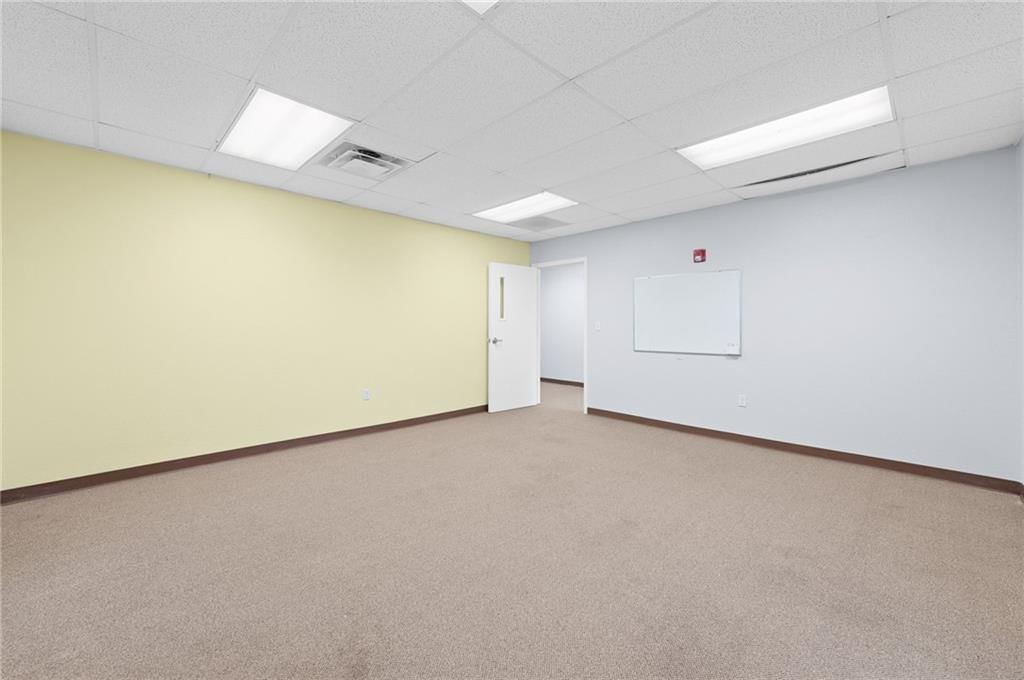 12320 Parallel Parkway — photo 75