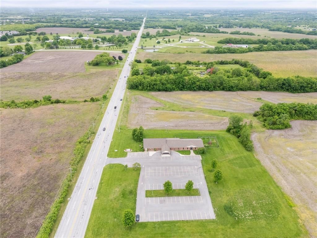 12320 Parallel Parkway — photo 83