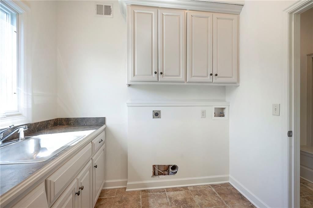 15225 Perry Street — photo 26