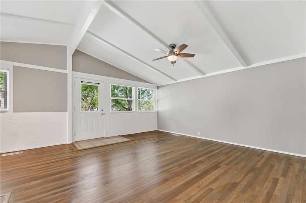 101 Rader Street — photo 13