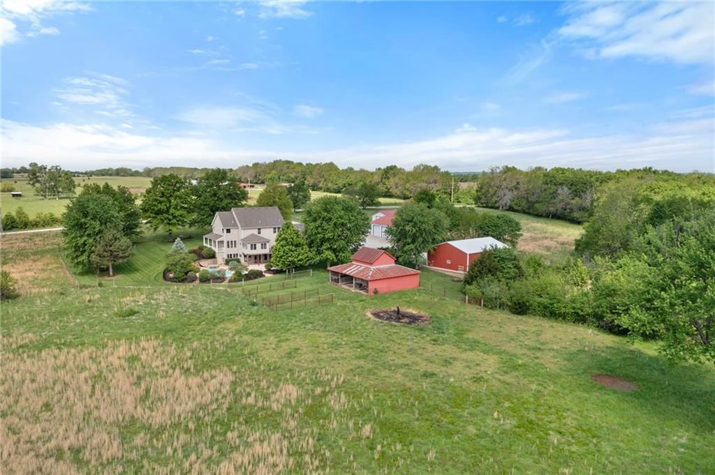 35559 Metcalf Road — photo 72