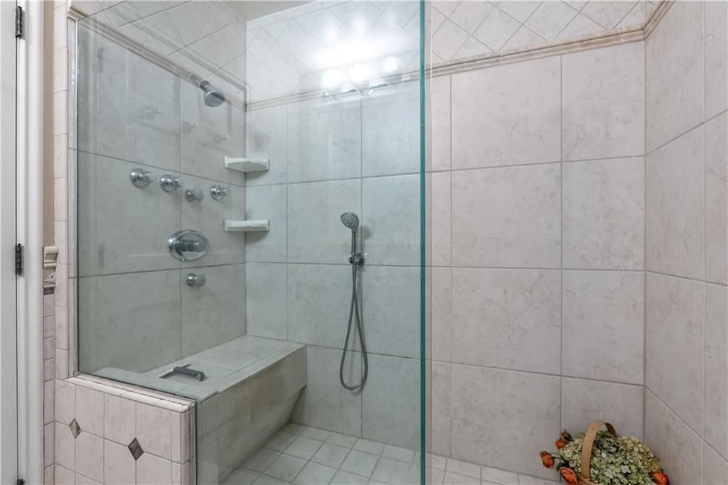 513 NE Balboa Street — photo 27
