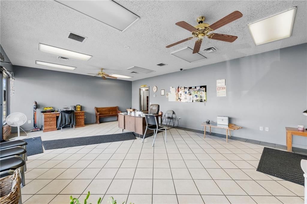 7101 Troost Avenue — photo 13