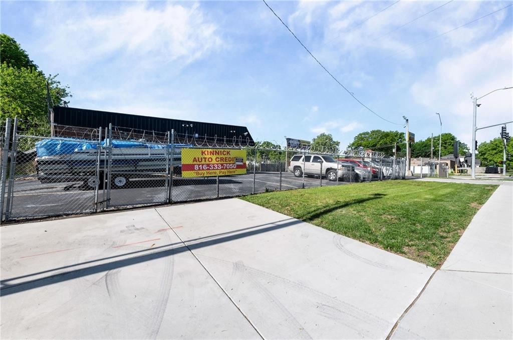 7101 Troost Avenue — photo 30