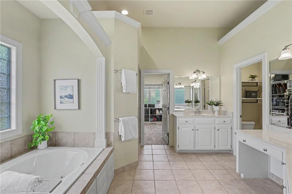 14716 Carter Street — photo 24