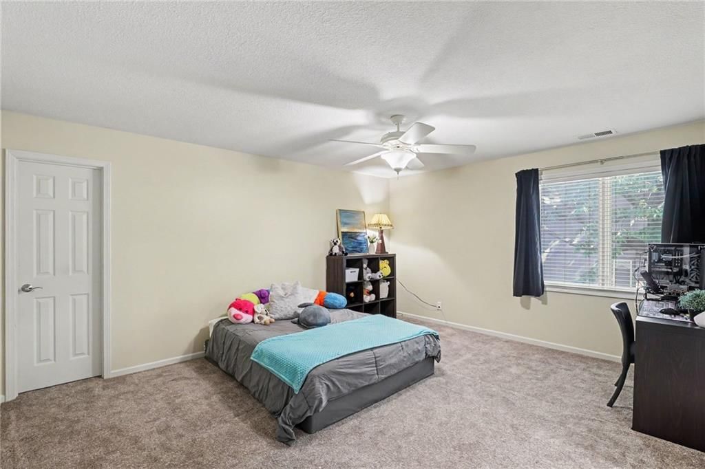 14716 Carter Street — photo 30