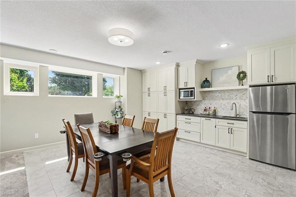 14716 Carter Street — photo 35
