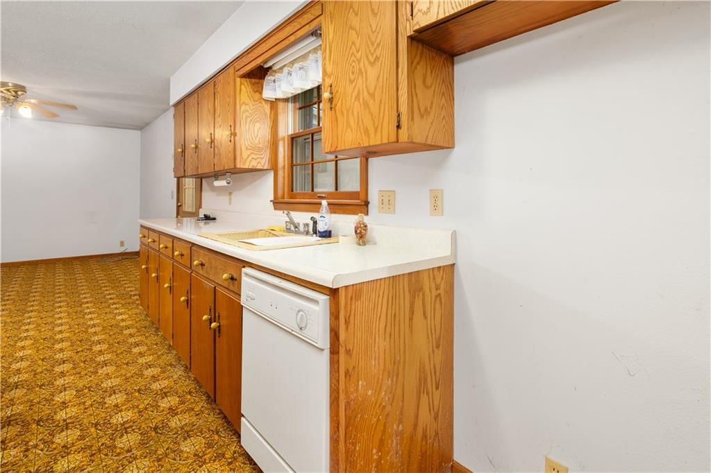 101 W Jefferson Street — photo 8