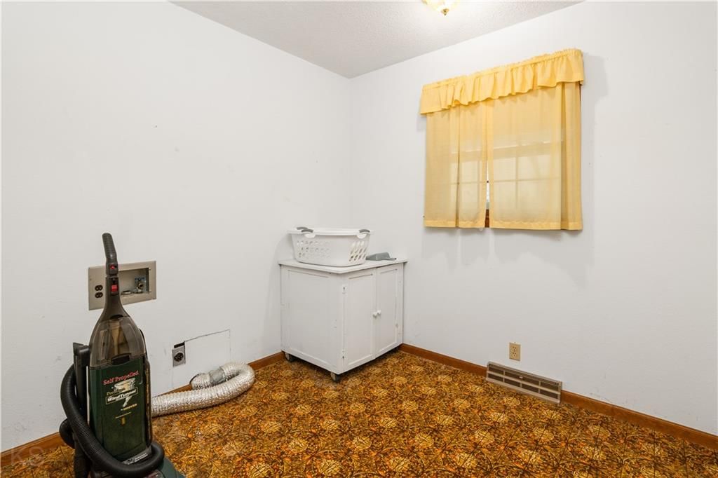 101 W Jefferson Street — photo 11