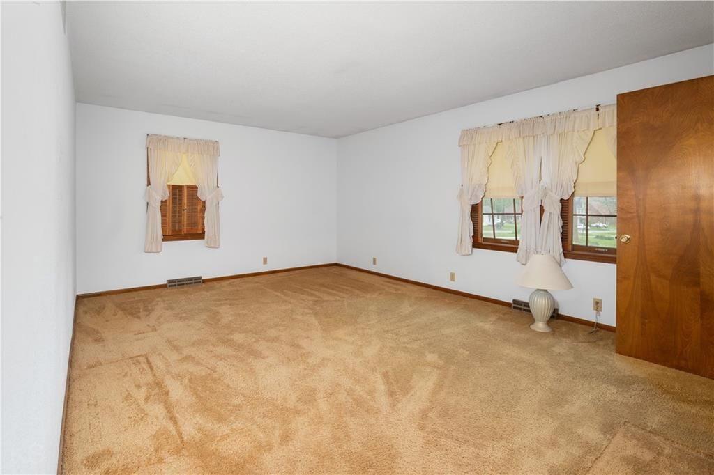 101 W Jefferson Street — photo 12