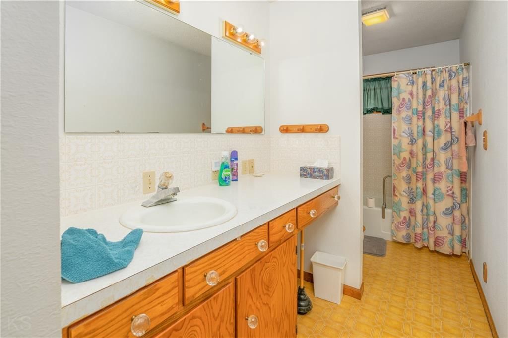 101 W Jefferson Street — photo 15