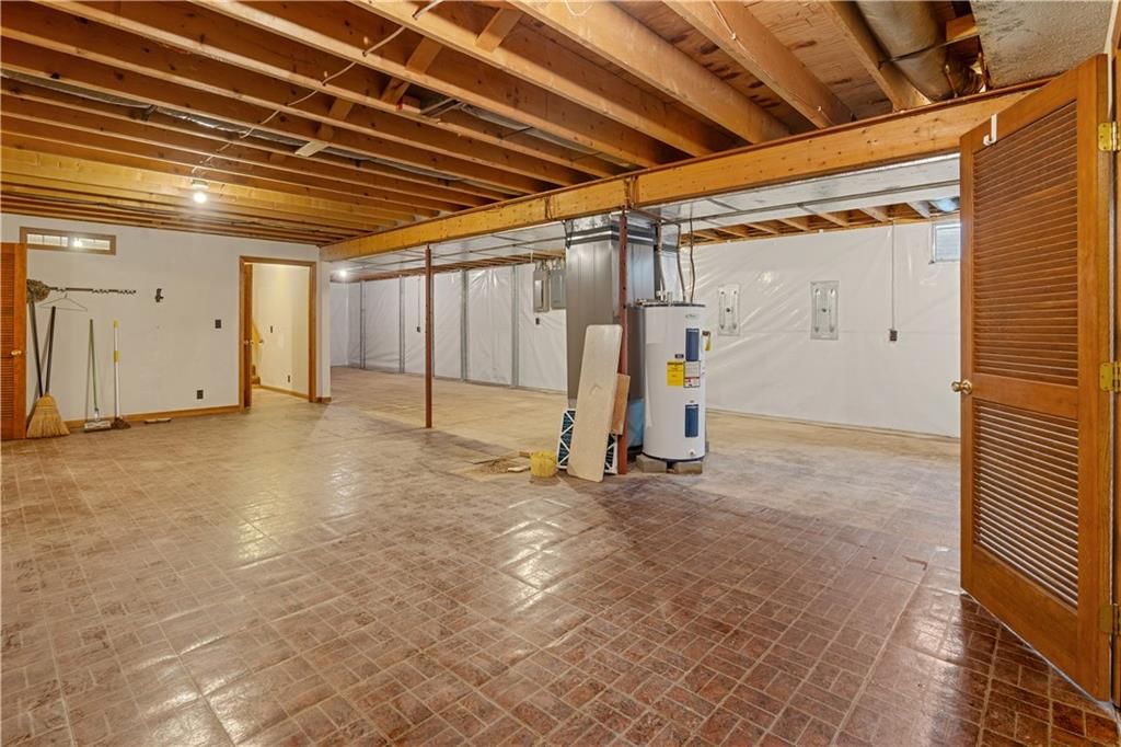 101 W Jefferson Street — photo 26