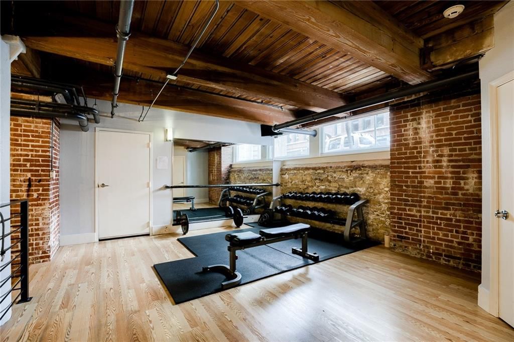 308 W 8th Street — photo 30