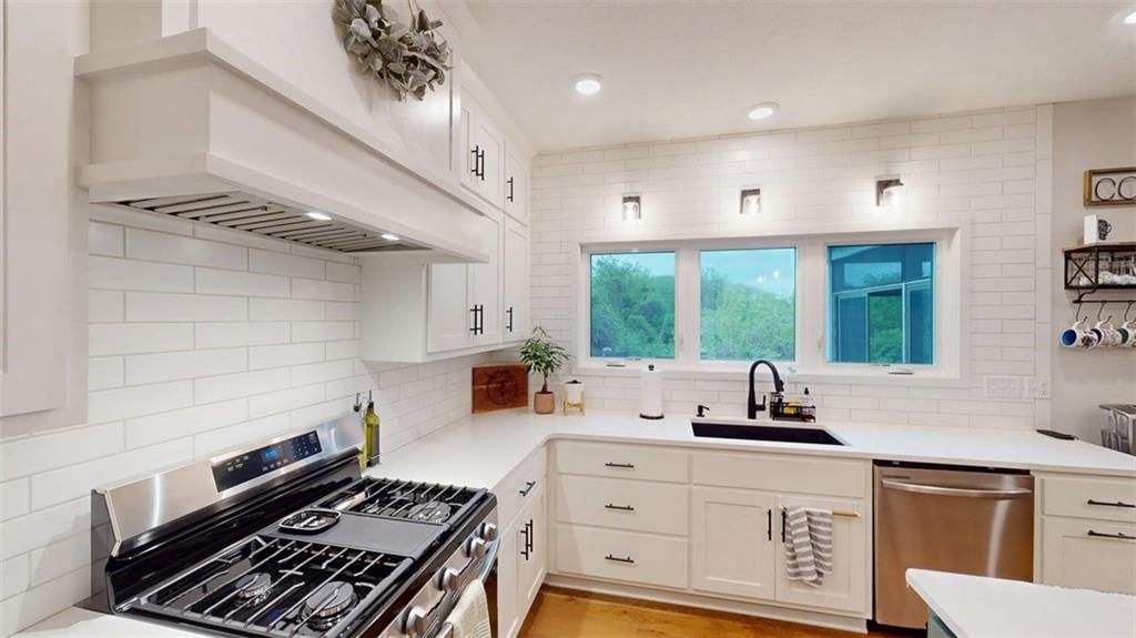 5612 NW 96th Street — photo 9