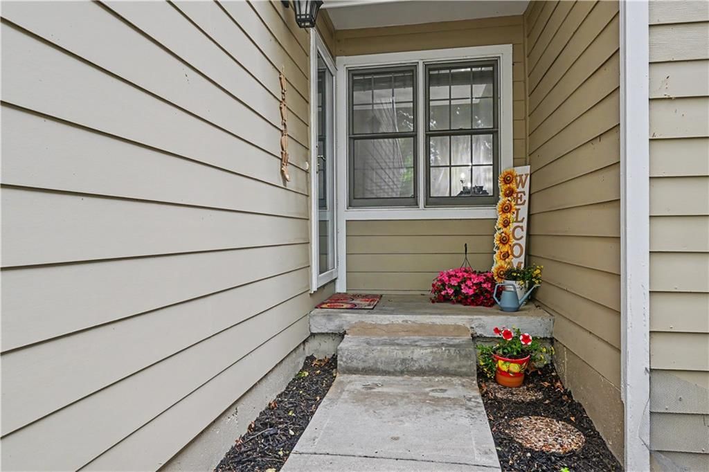 9411 W 119th Terrace — photo 3