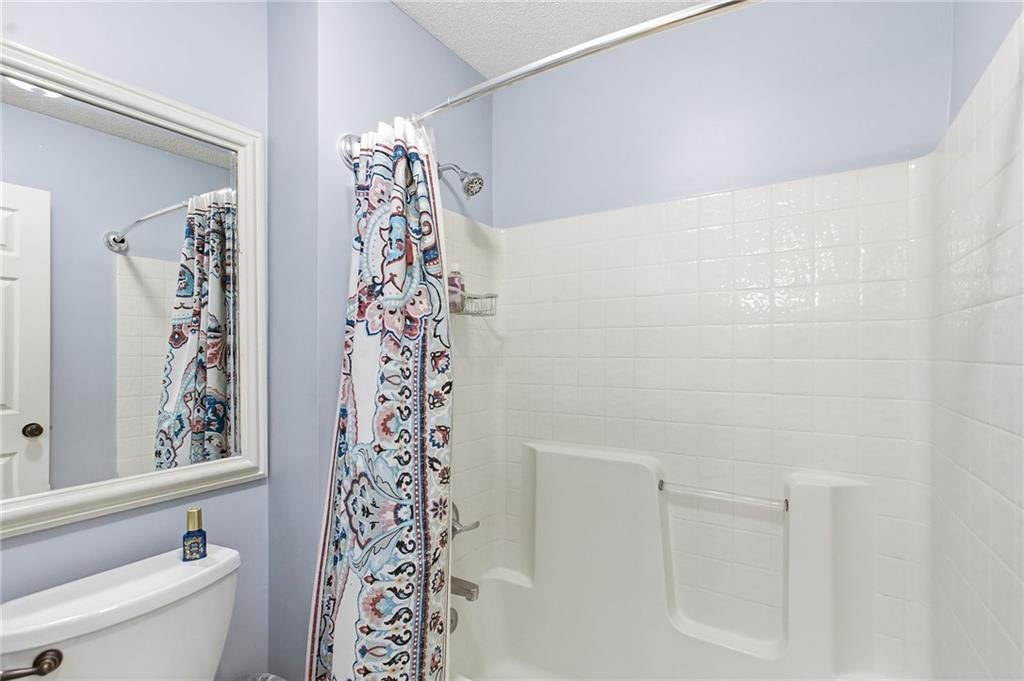 13004 Reeder Street — photo 34