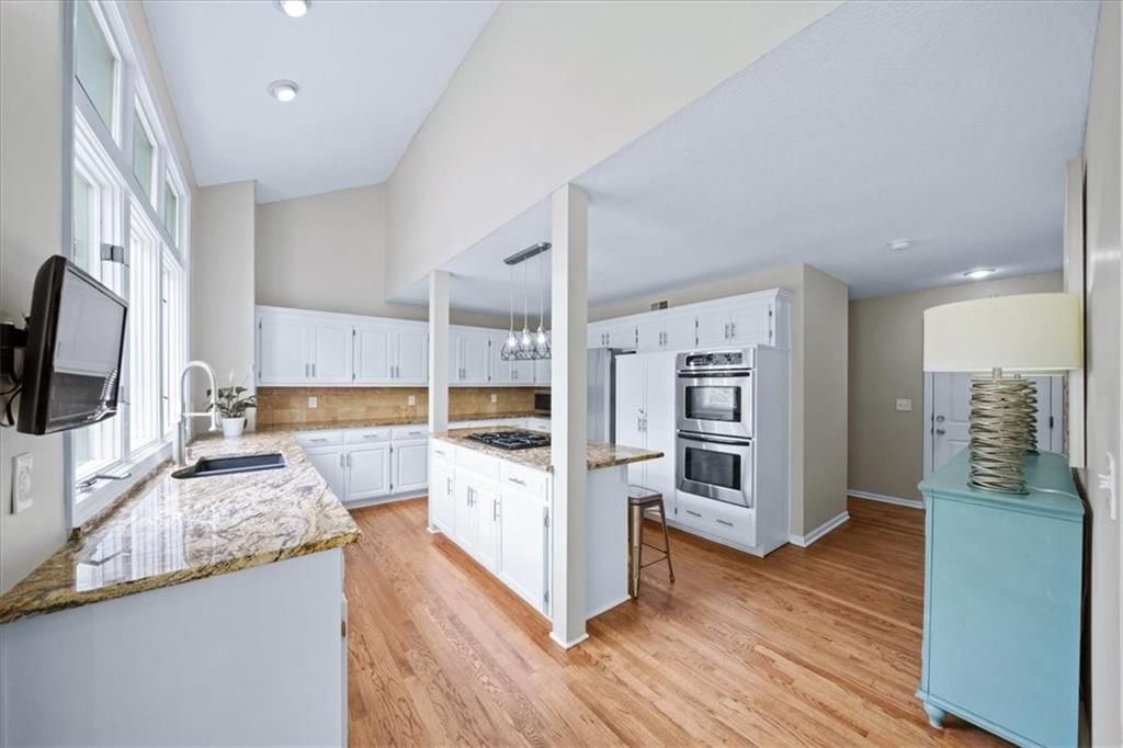 8604 W 153 Street — photo 13